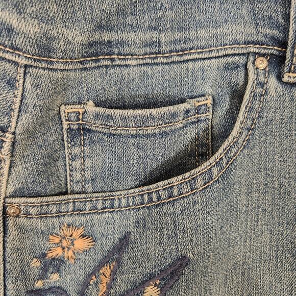 STYLE & CO Blue Denim Embroidered Birds Boho Cottagecore Mini Skirt Women 18 NEW - Picture 9 of 12